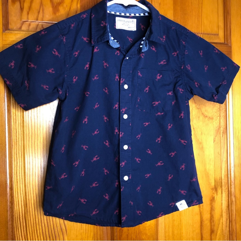 Lobster short sleeve button down 100% cotton Free Planet navy / red size 4